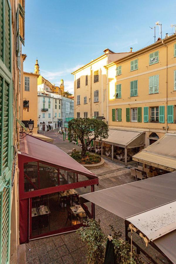 Les Fresques * Menton